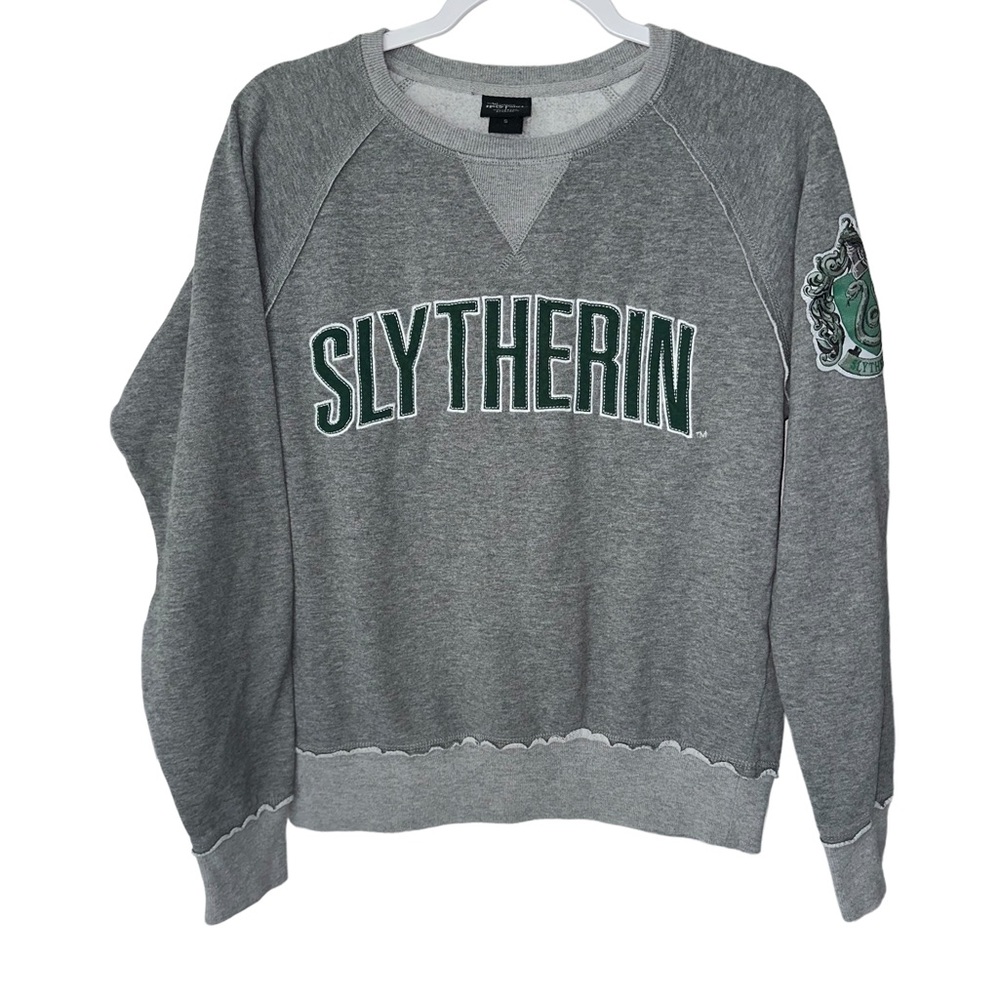 Harry Potter Slytherin Sweatshirt S universal studios gray sweatshirt